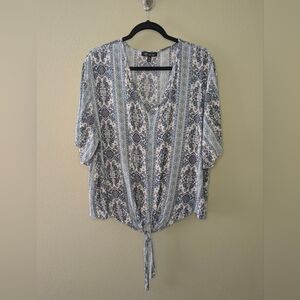 1010- Elegant Blue and White Patterned Women's Blouse Size XXL V-Neck